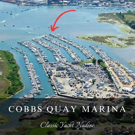 Classic Yacht Nadine In Poole Harbour, Dorset, With A Hot Tub Jacuzzi Exteriér fotografie