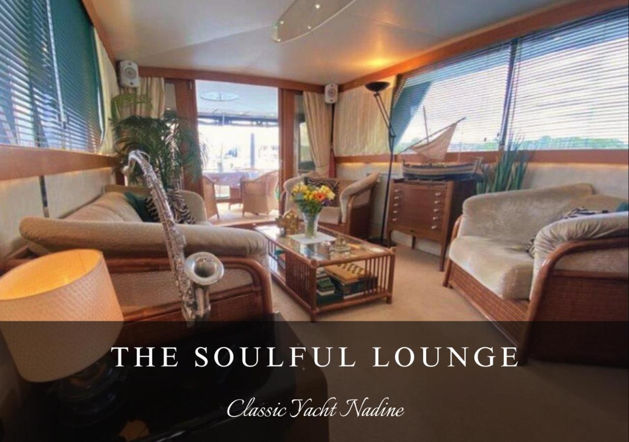 Classic Yacht Nadine In Poole Harbour, Dorset, With A Hot Tub Jacuzzi Exteriér fotografie